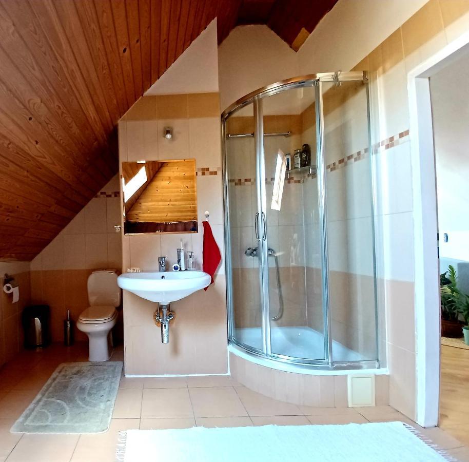 Artist Apartment Банска-Бистрица Экстерьер фото