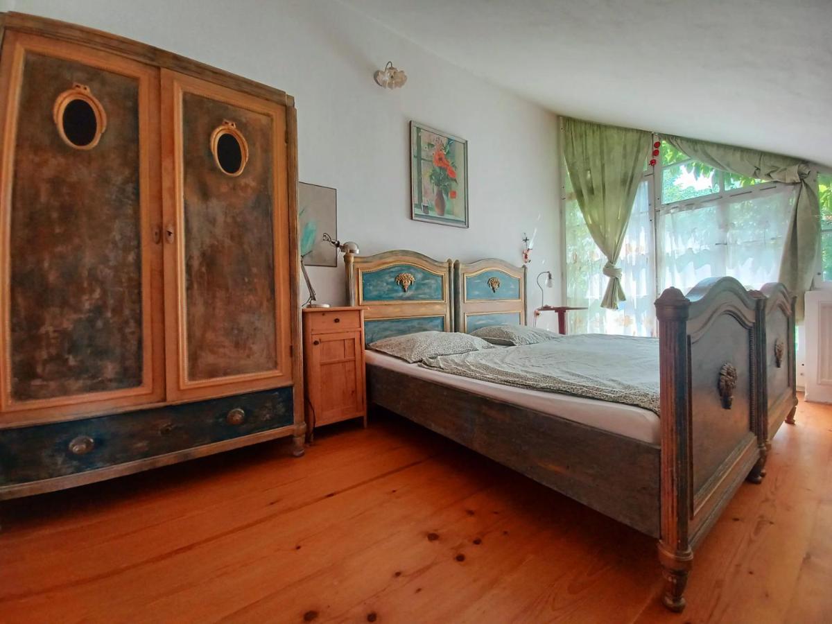 Artist Apartment Банска-Бистрица Экстерьер фото